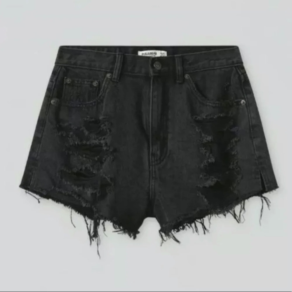 NWT Pull&Bear Destructed Denim Shorts